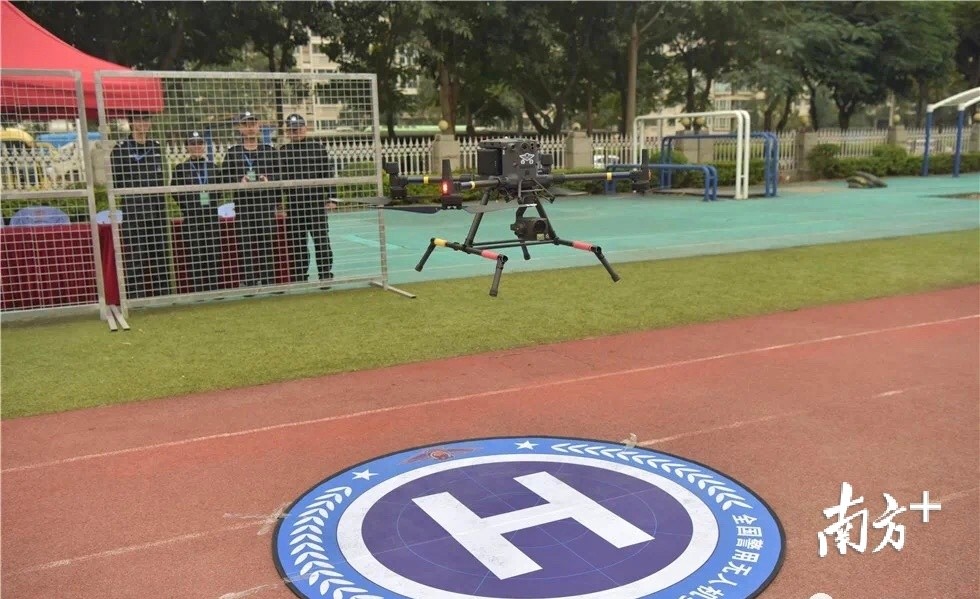 中山特警無人機首次參加全國比武,“飛”出佳(圖2) 中山特警無人機首次參加全國比武,“飛”出佳(圖2)