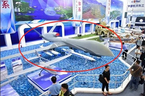 國產獵鷹無人機首飛,性能碾壓美國同類產品(圖2) 國產獵鷹無人機首飛,性能碾壓美國同類產品(圖2)