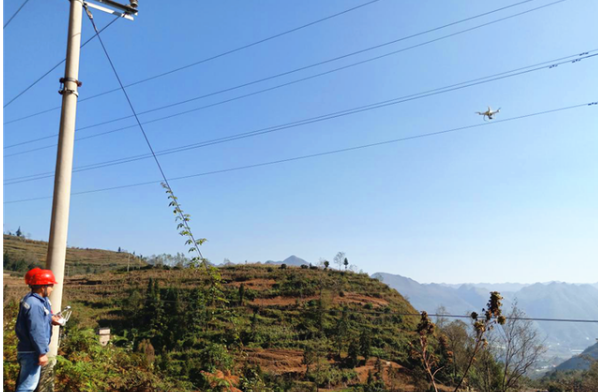 水城供電局使用無人機巡線模式,保障電網用電高(圖3) 水城供電局使用無人機巡線模式,保障電網用電高(圖3)