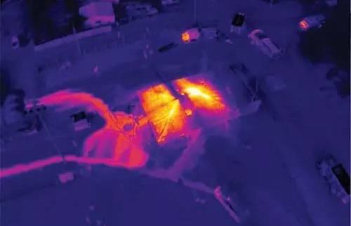 消防無人機在火災中有哪些表現?(圖2) 消防無人機在火災中有哪些表現?(圖2)